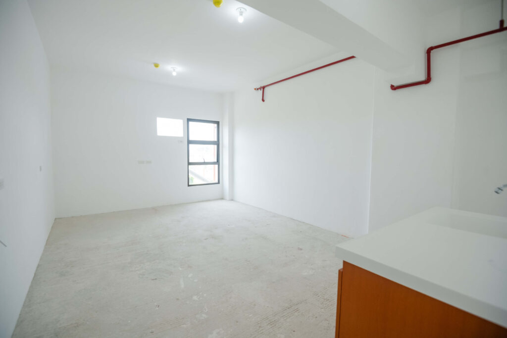 Oceancrest studio 2