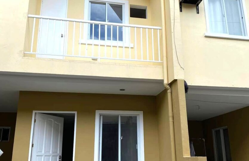 greenview homes front2