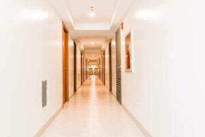 symfoni nichols hallway