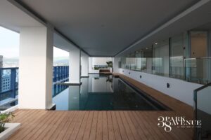 38 Park Amenity Premiere pool 2