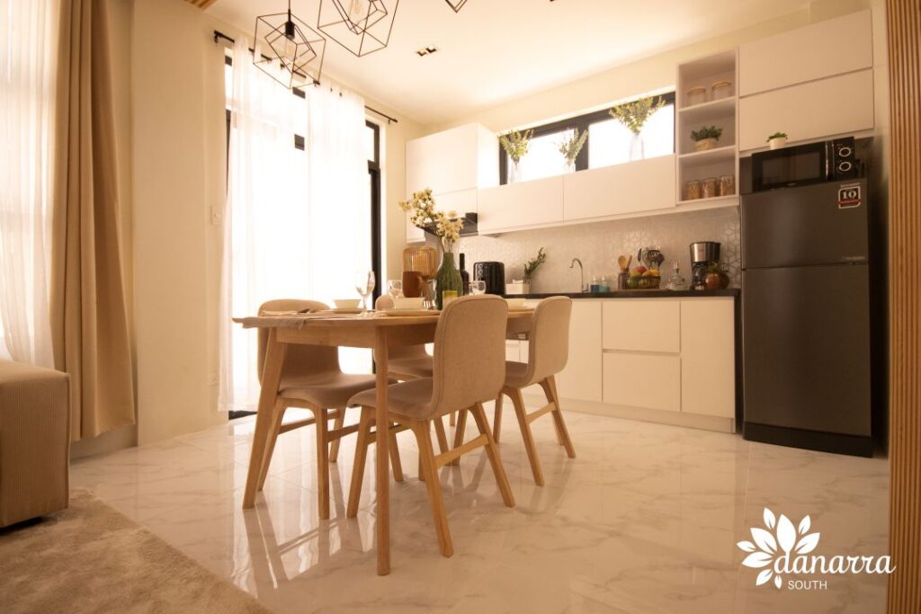 Danarra South dining room