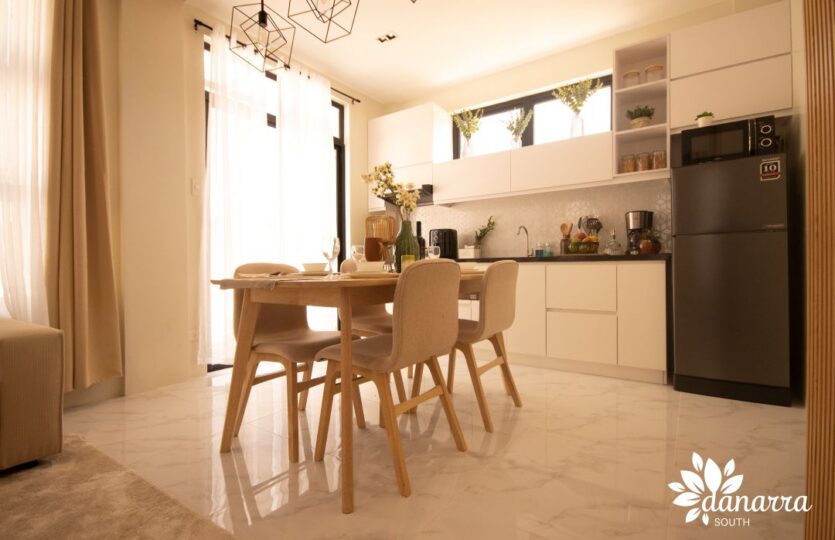 Danarra South dining room