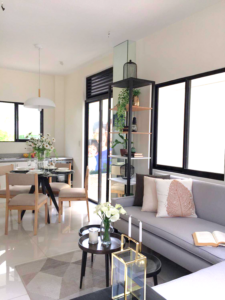 Living Room (2)