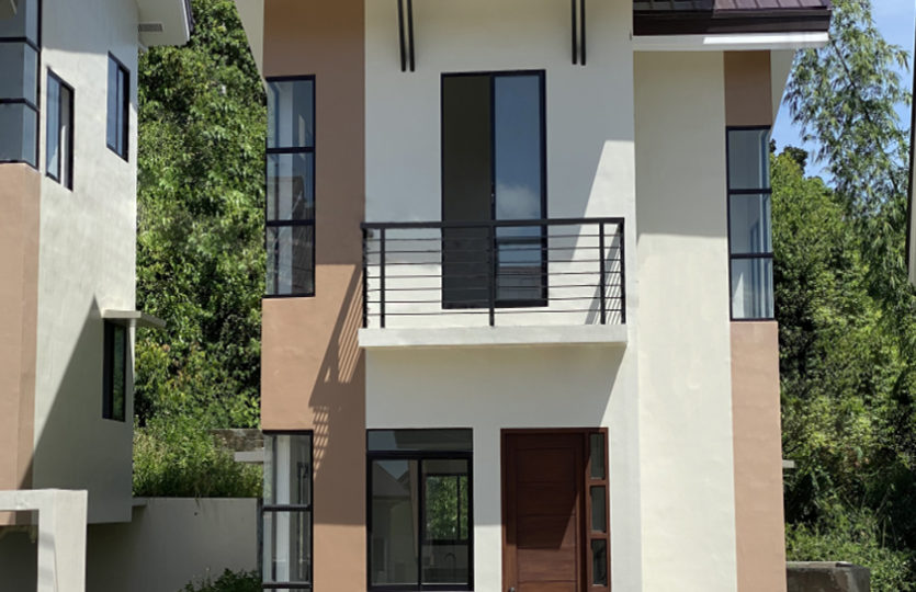 Serenis North - SD-Uphill Photo1