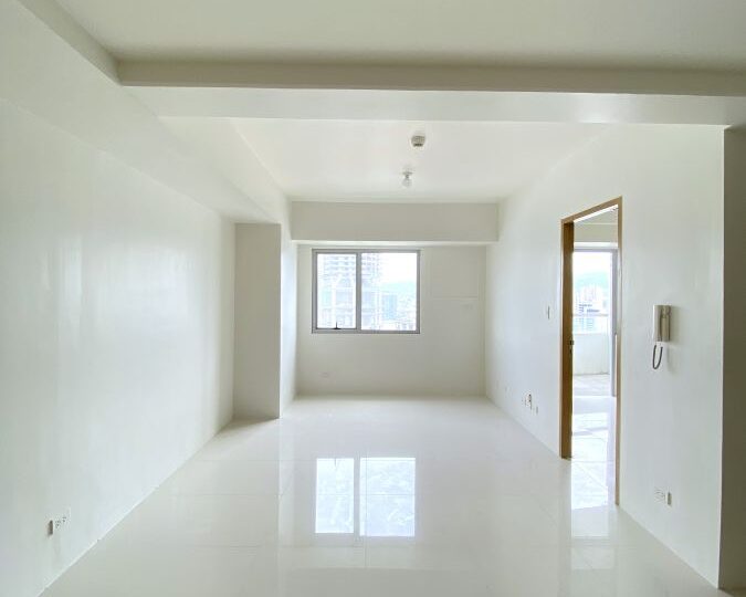 taft east gate 1BR finished balcony 1